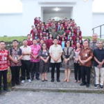 Sambangi Sekolah Rakyat Minahasa, Wamendagri Ajak Siswa Semangat Belajar