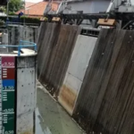 Pintu Air Pasar Ikan Siaga 2, Warga di Pesisir Jakarta Diminta Waspada