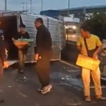 Truk Boks Pecah Ban hingga Terguling di Tol Wiyoto Wiyono Arah Priok