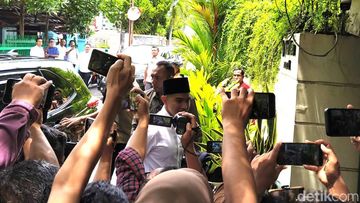 Kaesang Bareng Jajaran DPW PSI Temui Jokowi di Solo, Minta Wejangan