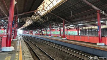 Stasiun Warna-warni di Cikini-Jayakarta, Mana yang Jadi Favorit Penumpang KRL?
